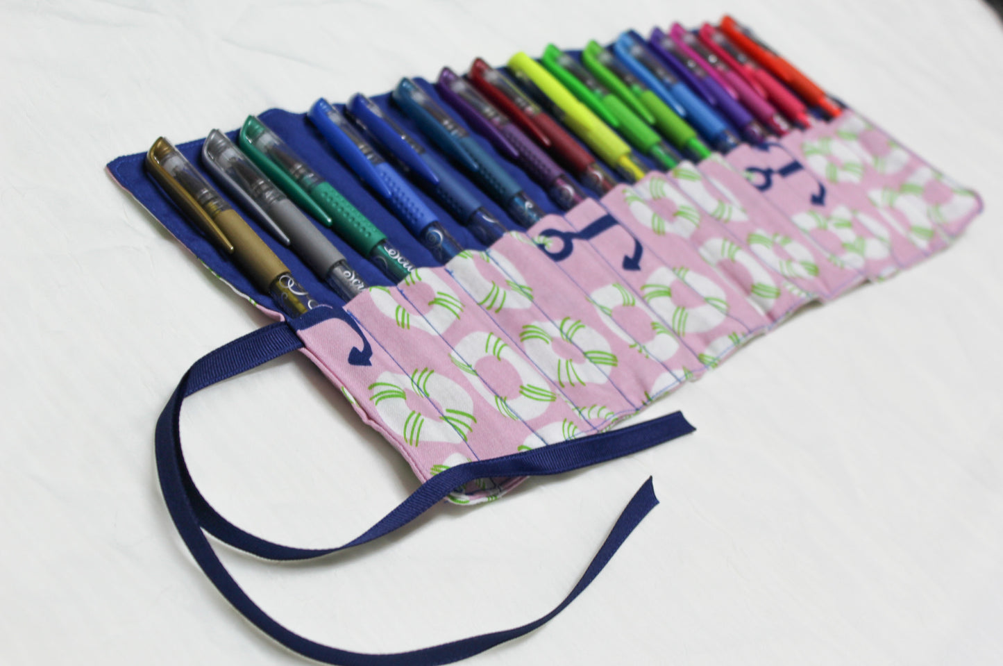 Anchor Print Writing Utensil Roll-up