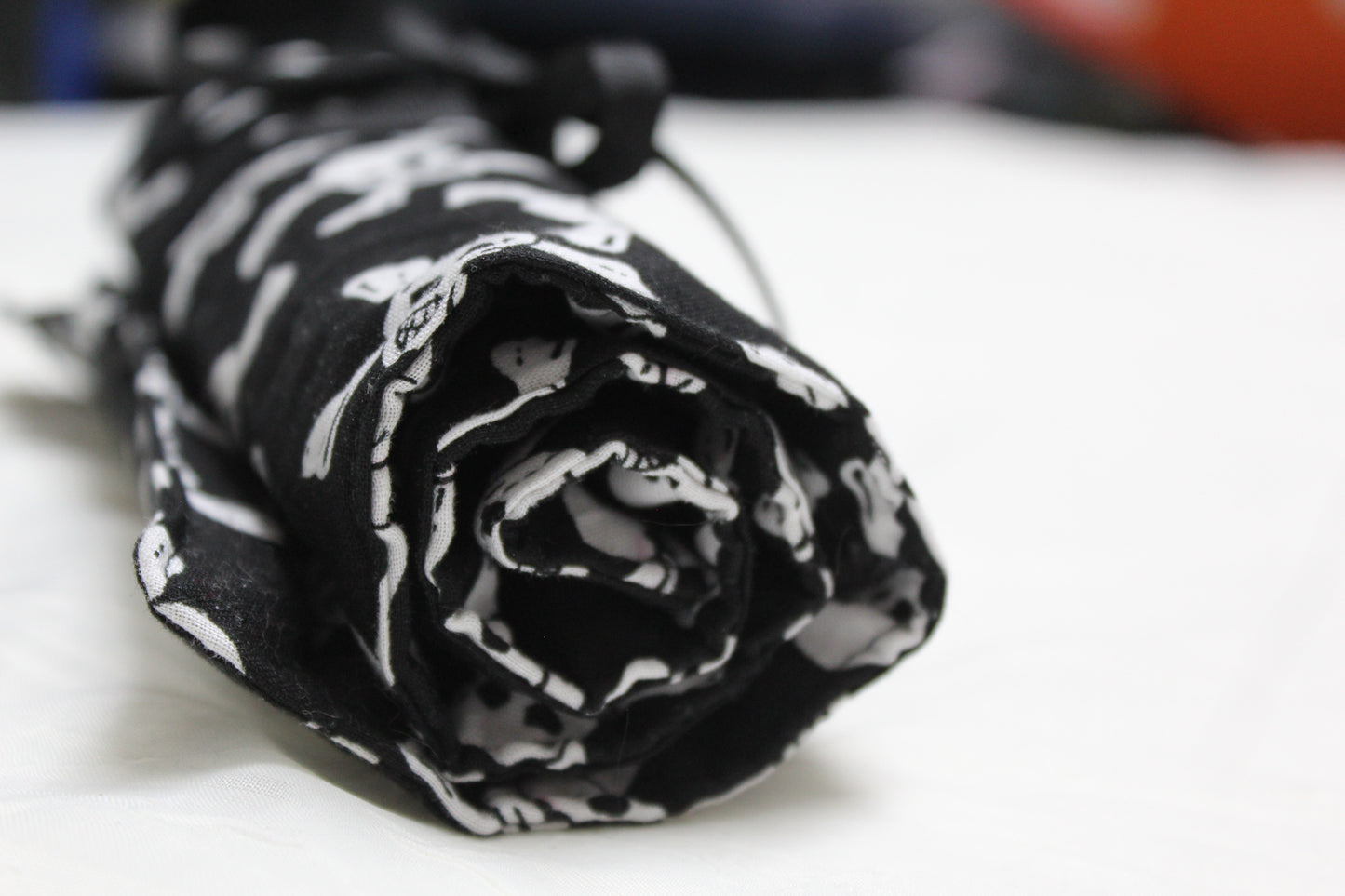 Skull and Crossbones printed Utensil Roll-up