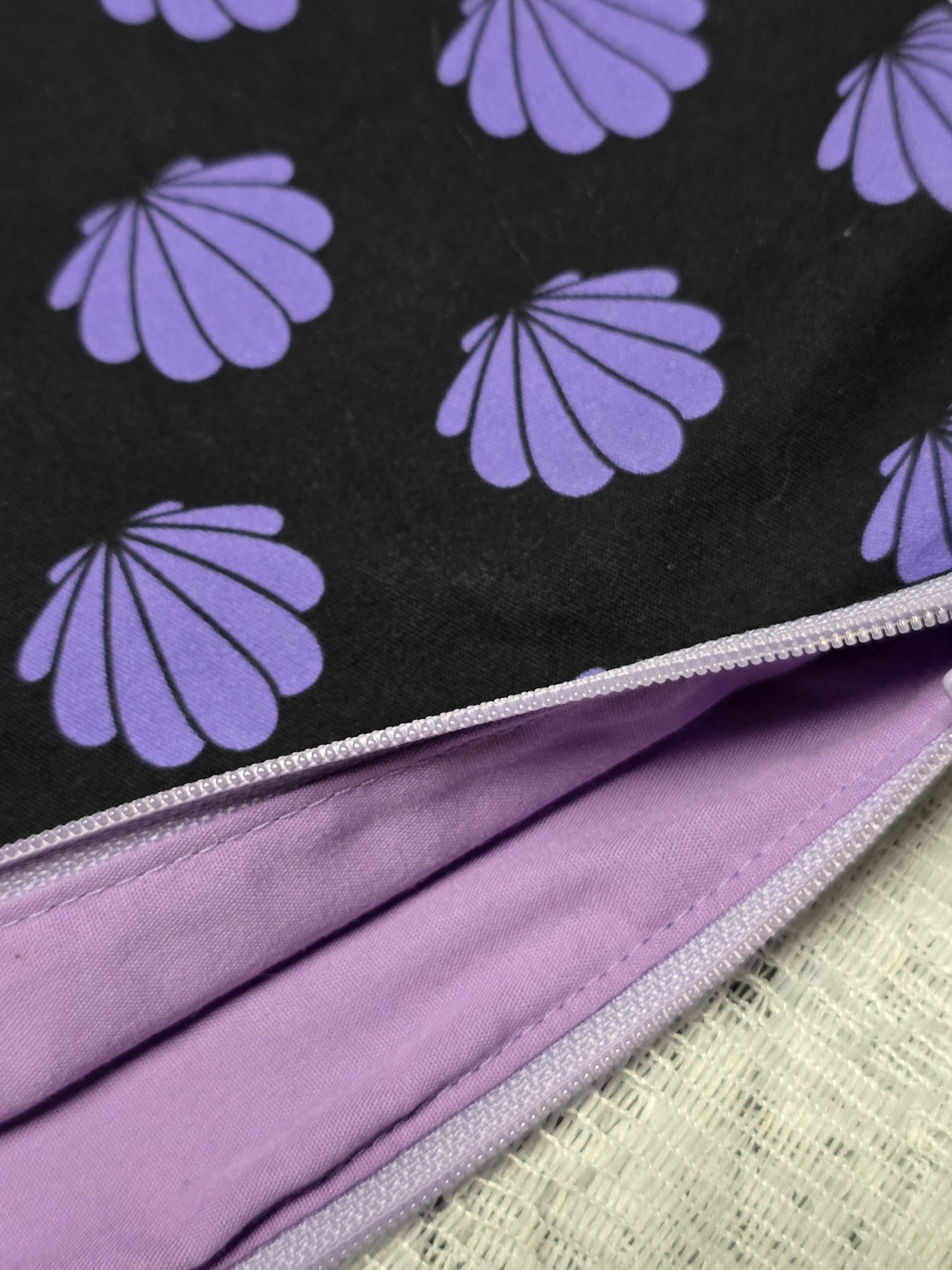 Purple seashell zipper bag
