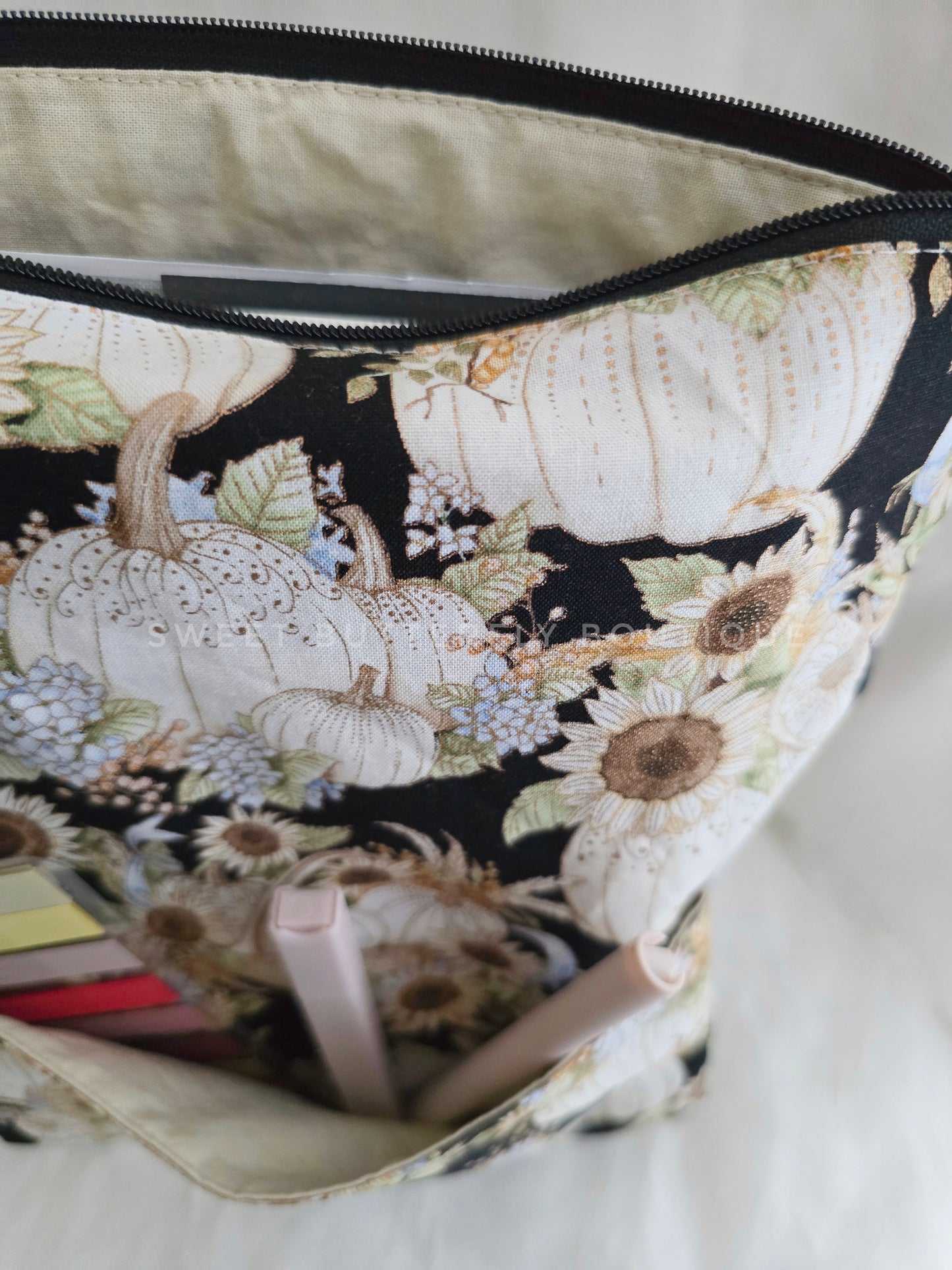 Pumpkin Lover Book Sleeve