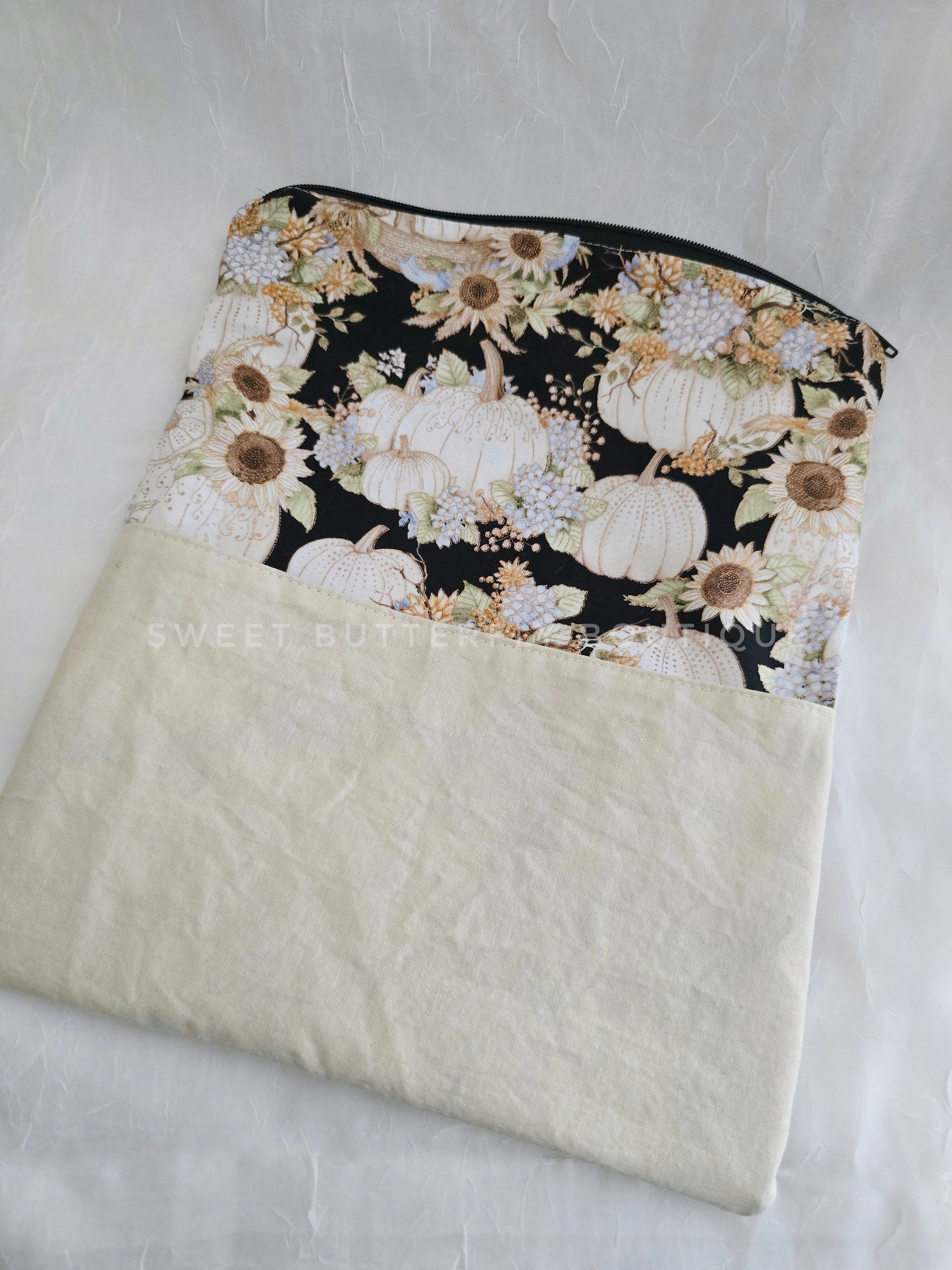 Pumpkin Lover Book Sleeve